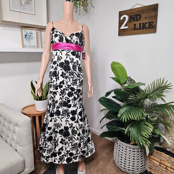 Blondie Nites Dress size 3 - Picture 4 of 8